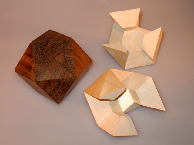 Pennyhedron ( flach quadratisch )